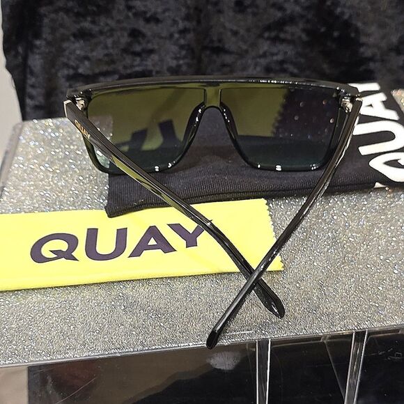 Quay Australia Nightfall 49MM Flat Top Shield Sunglasses- Black/Fade Mint main image 13